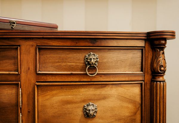 Dresser Disposal in Vienna