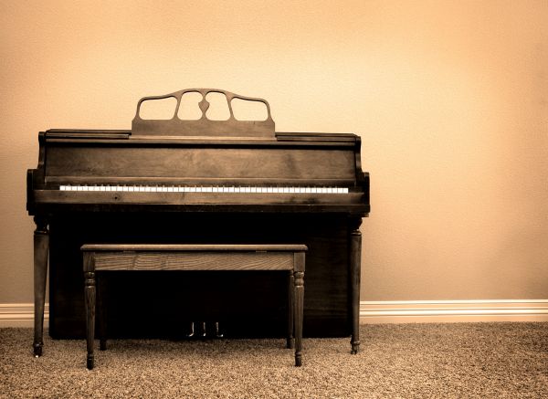 Piano Disposal Service in Vienna